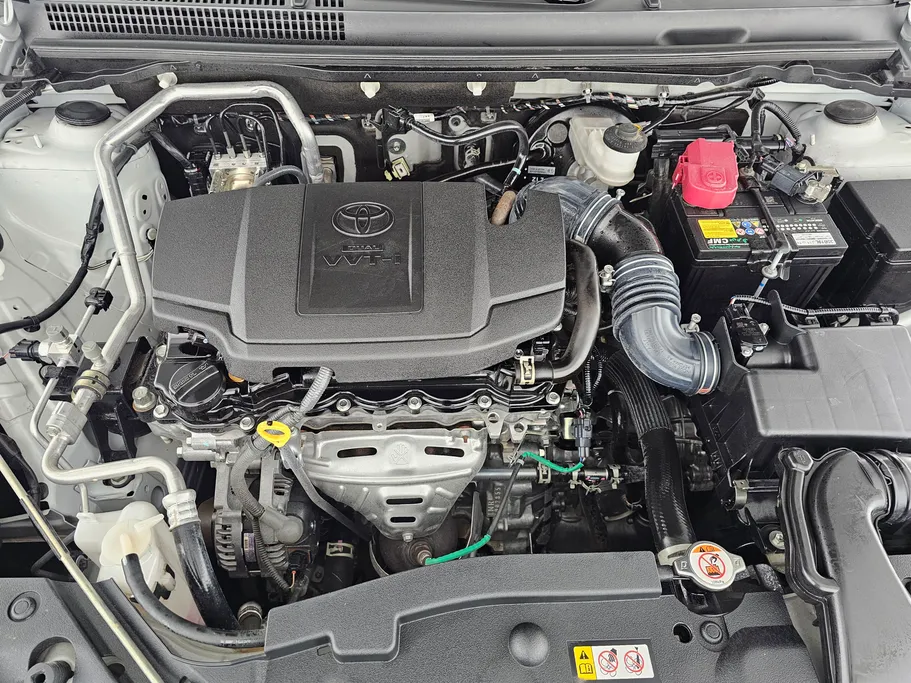 2024 Toyota Yaris  Y 