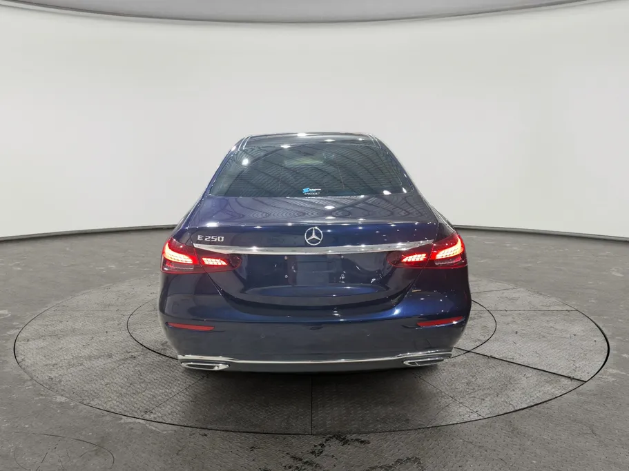 2022 Mercedes E 250 