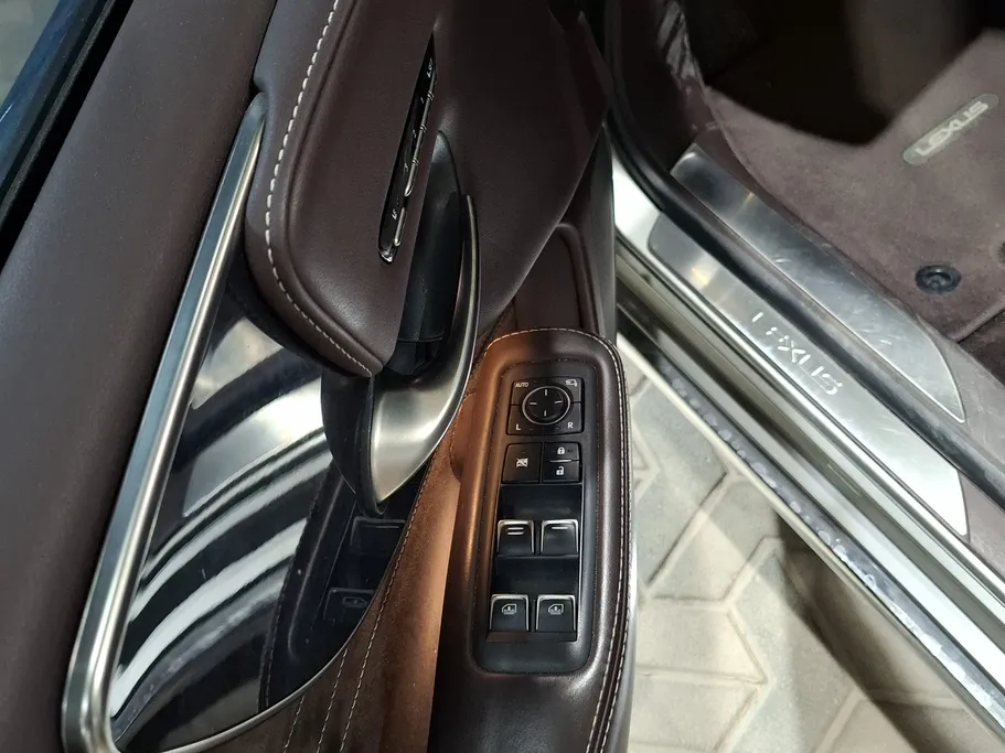 2018 Lexus LS 500 
