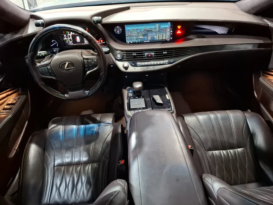 2018 Lexus LS 500 