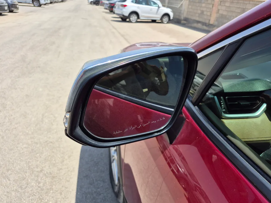 2021 تويوتا RAV4 LE HEV 