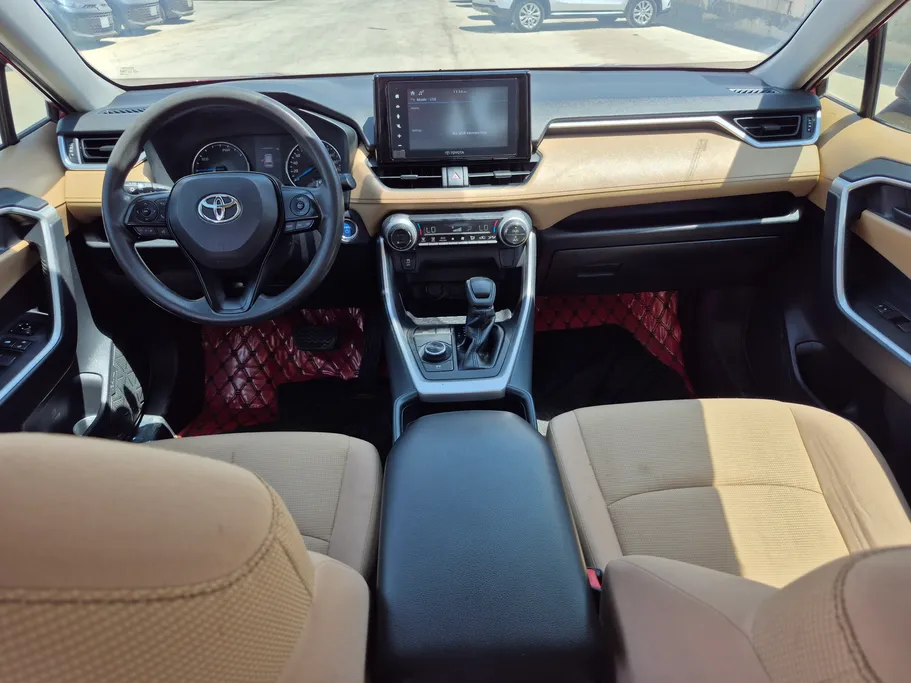 2021 تويوتا RAV4 LE HEV 
