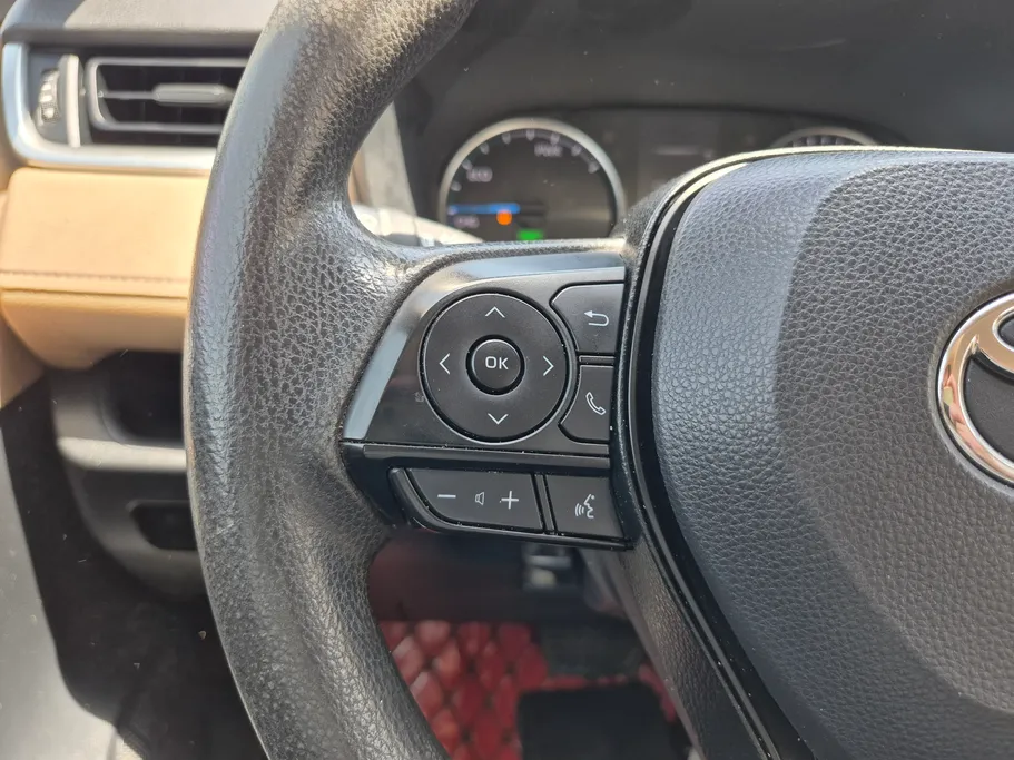 2021 تويوتا RAV4 LE HEV 