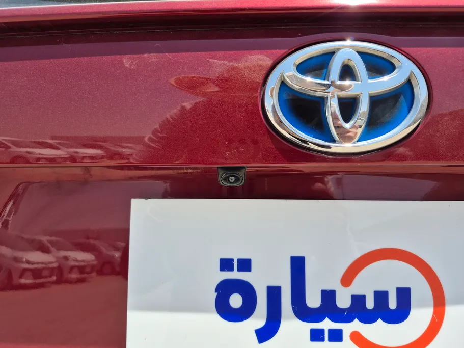 2021 تويوتا RAV4 LE HEV 