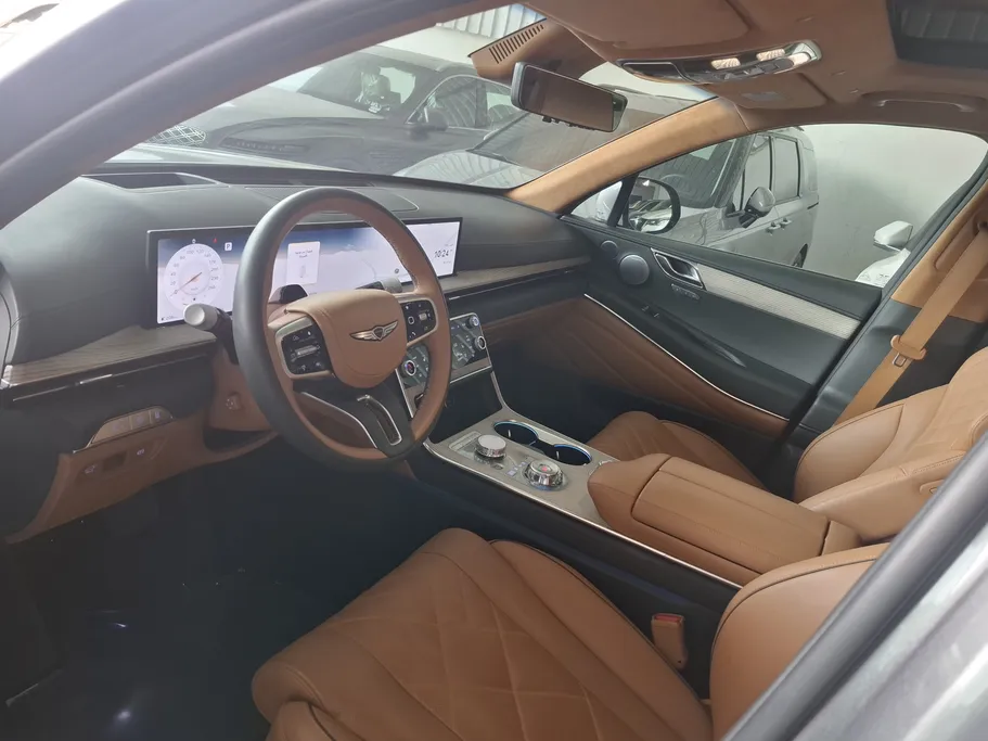 2025 Genesis GV80 Royal 