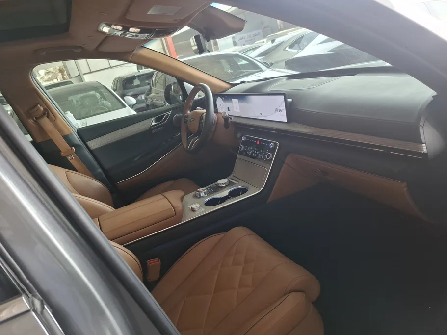 2025 Genesis GV80 Royal 