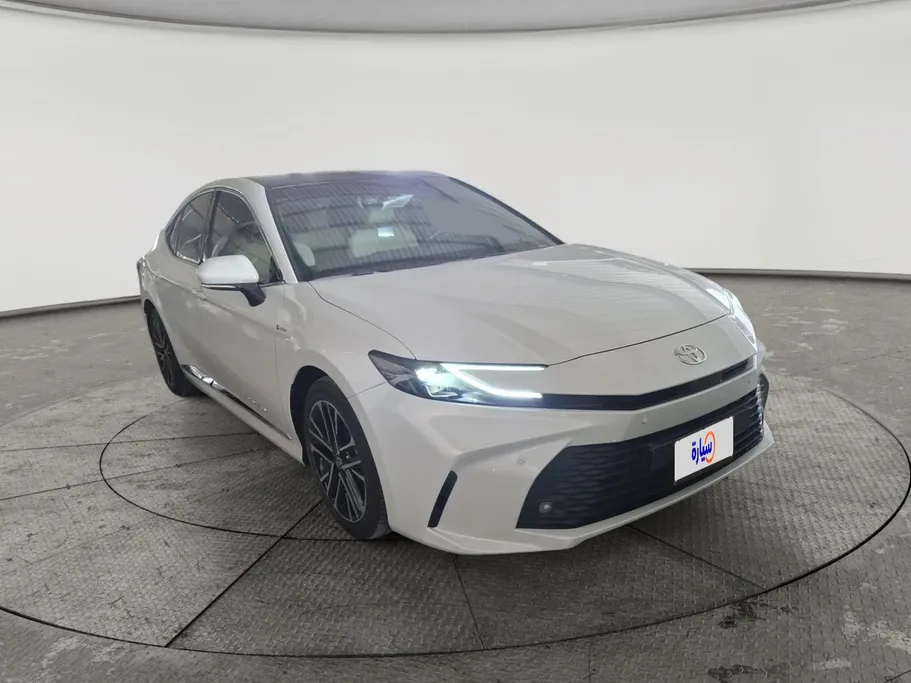 2025 Toyota Camry  LE HEV 