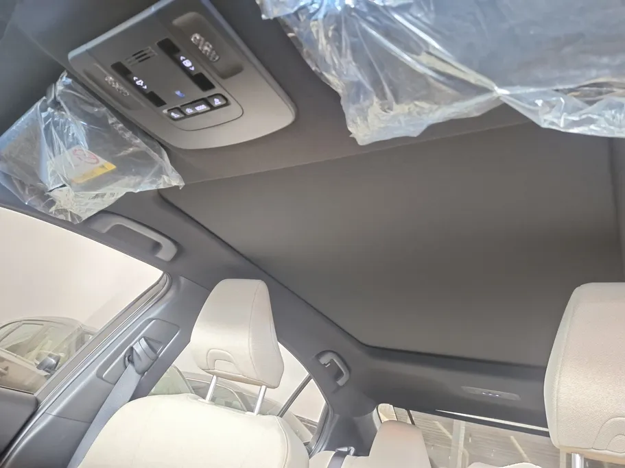 2025 Toyota Camry  LE HEV 