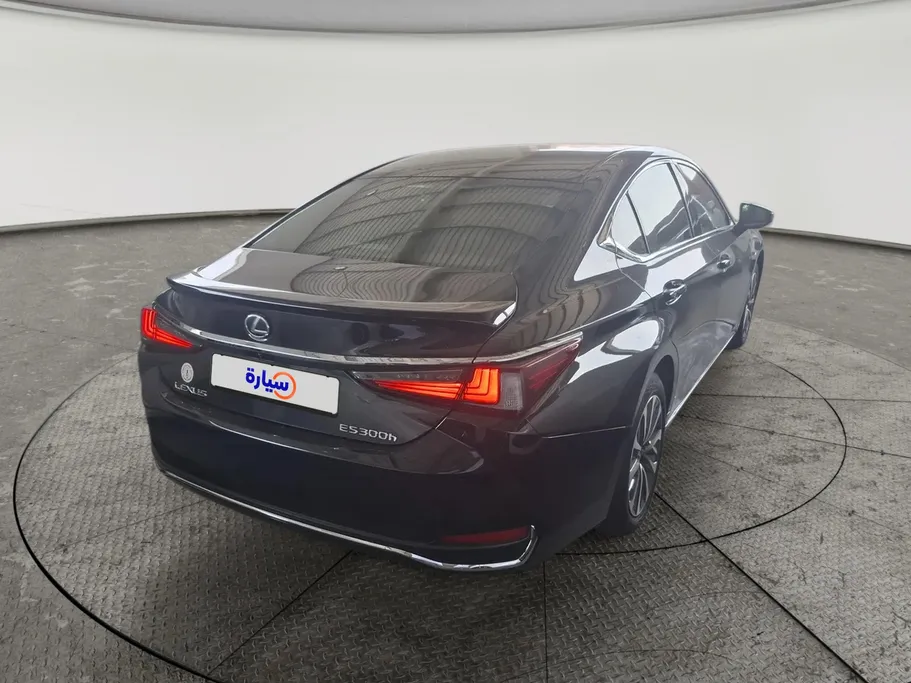 2025 Lexus ES 300 H 