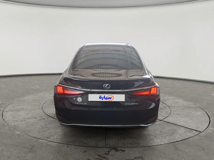 2025 Lexus ES 300 H 
