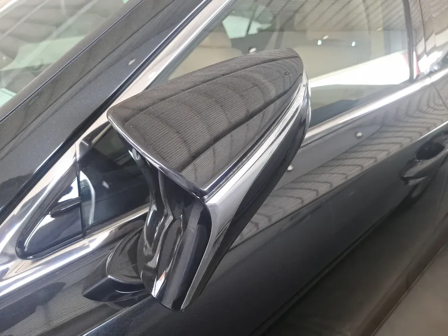 2025 Lexus ES 300 H 