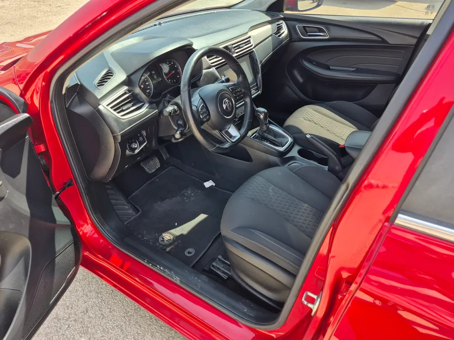 2022 MG 5 COM 