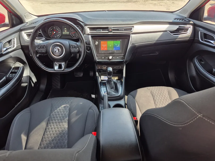 2022 MG 5 COM 