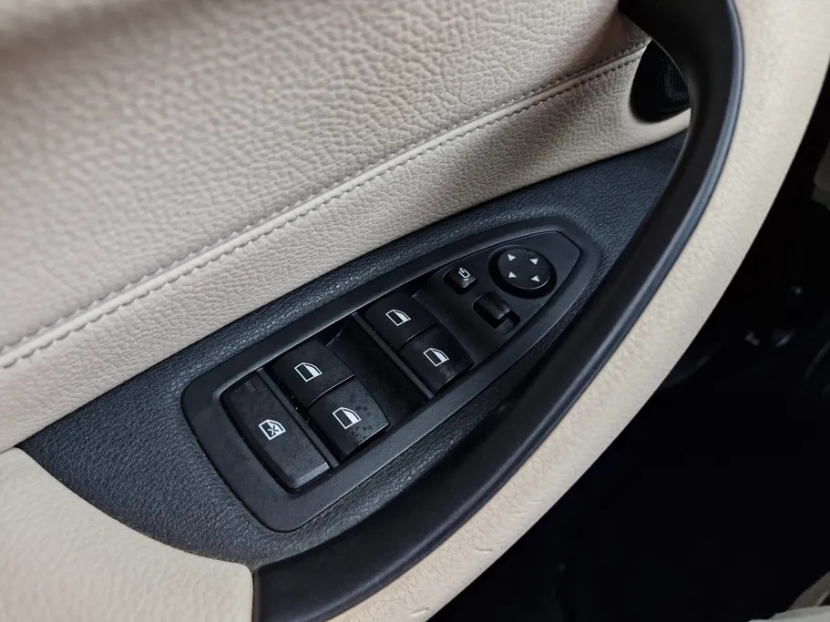 بي ام دبليو الفئة اكس X1sDrive20i A  2019 