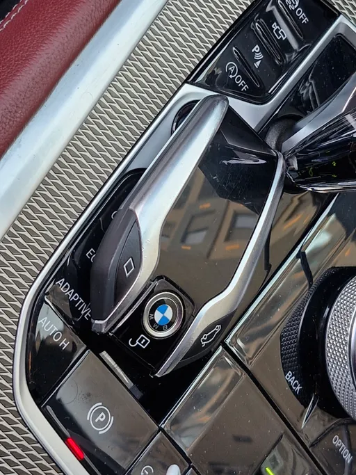 بي ام دبليو الفئة اكس 6 xDrive 40i 2021 