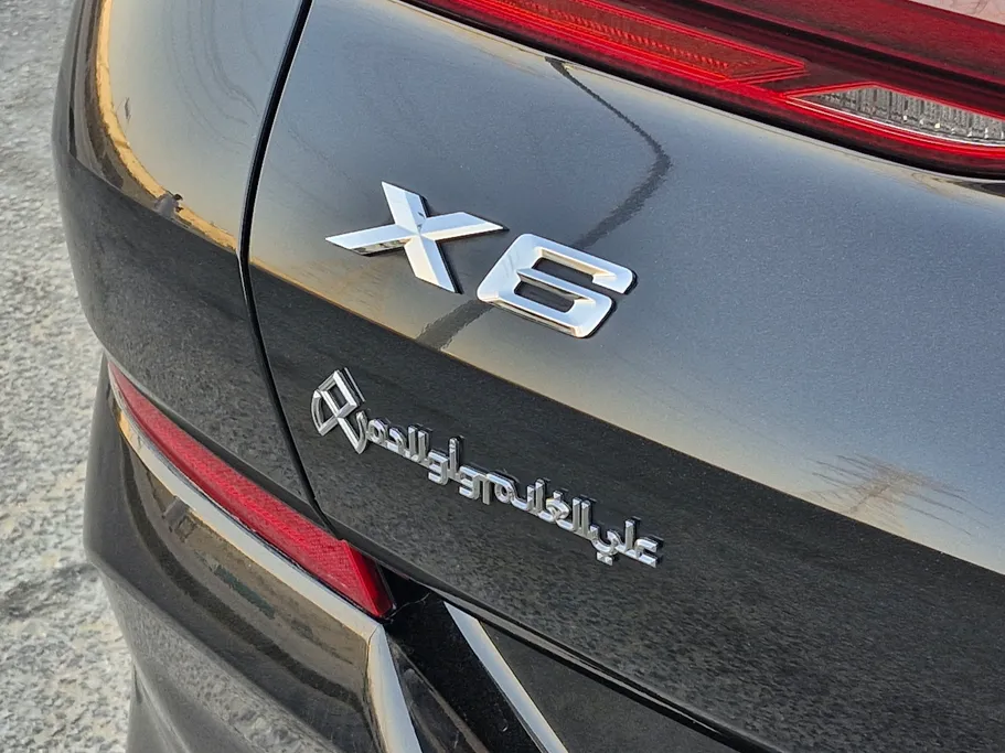 بي ام دبليو الفئة اكس 6 xDrive 40i 2021 