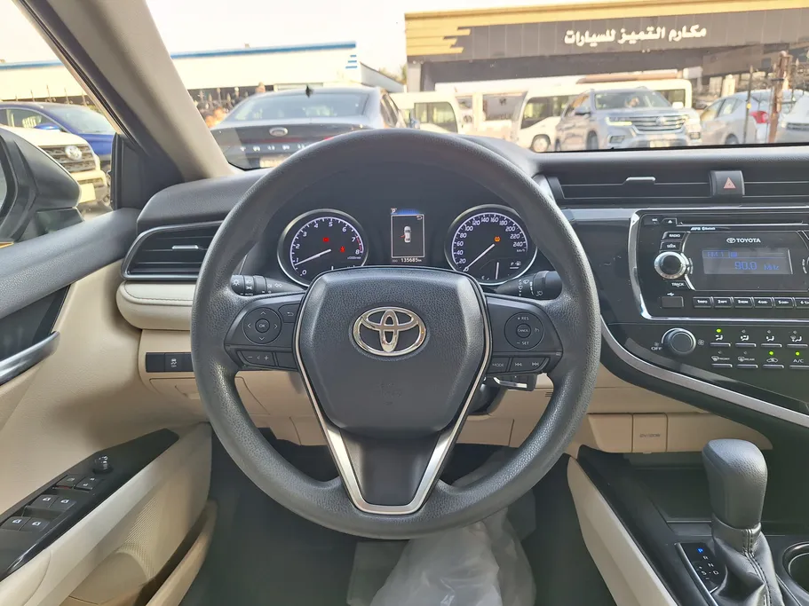 تويوتا كامري LE 2020 