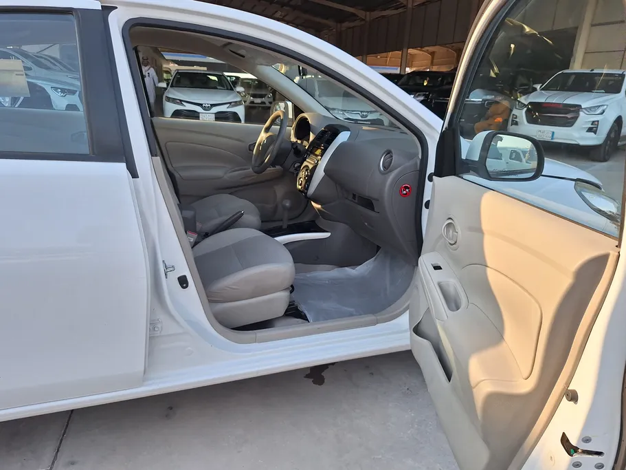 2022 Nissan Sunny Classic 