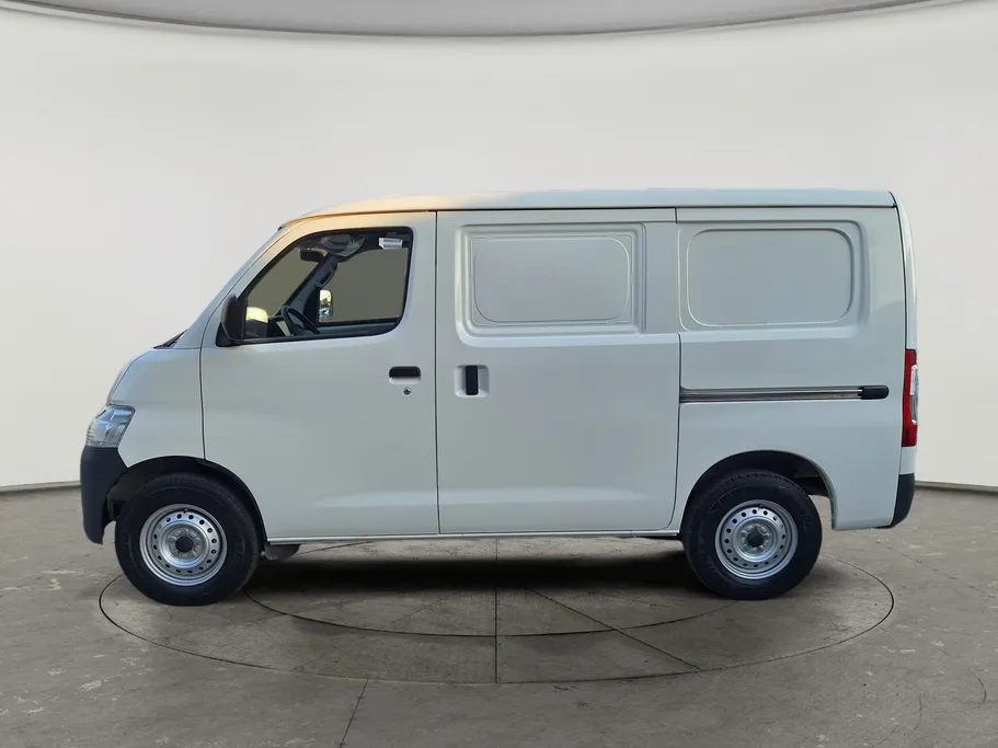 2023 Toyota LiteAce Van 