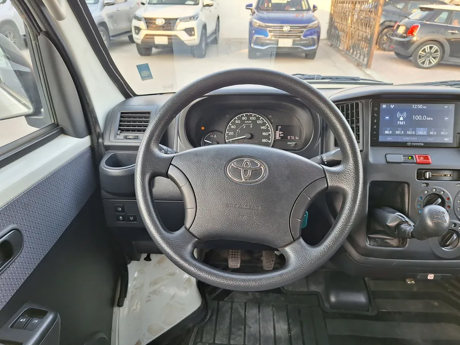 2023 Toyota LiteAce Van 