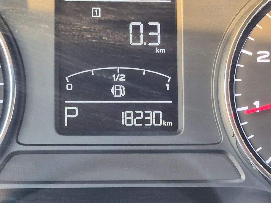 2023 ام جي RX5 STD 