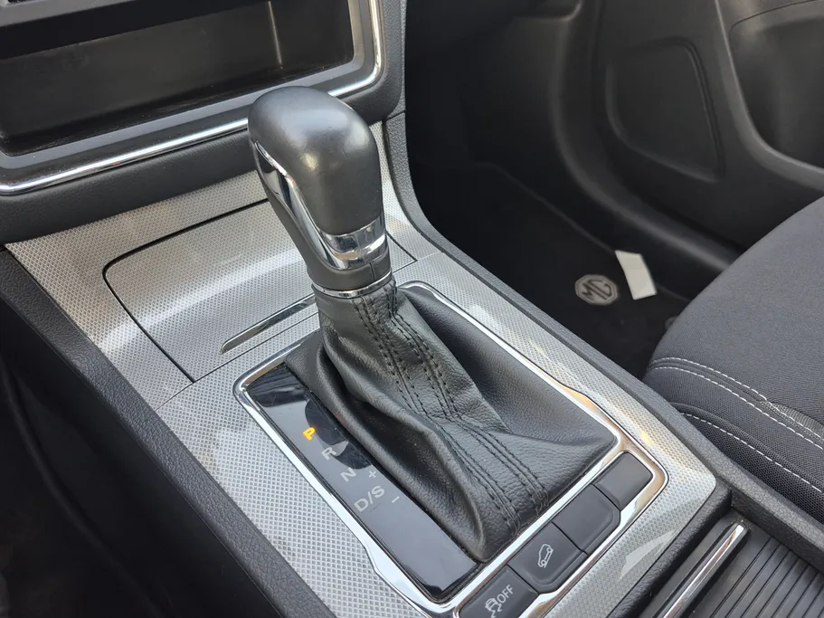 2023 ام جي RX5 STD 