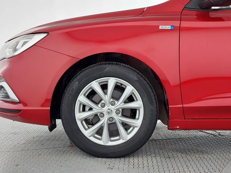 2022 MG 5 STD 