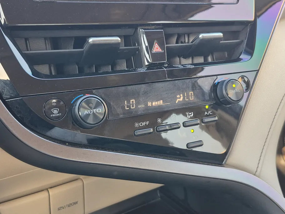 2023 Toyota Camry  GLE HEV  