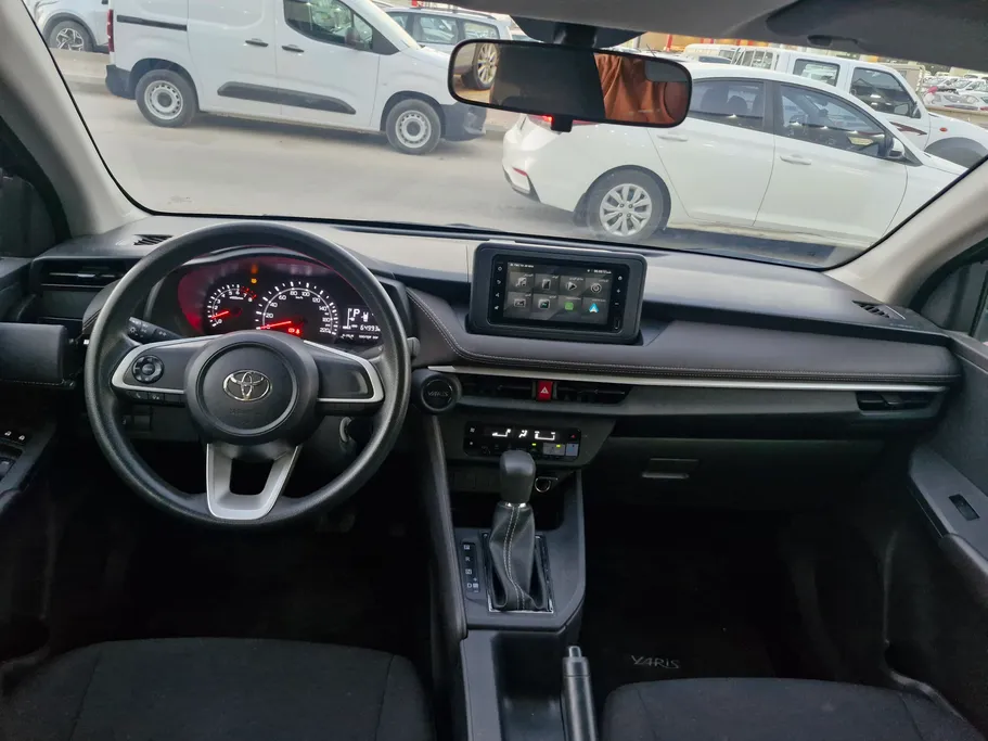 2024 Toyota Yaris  Y 