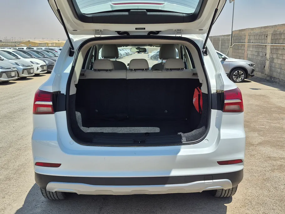 2023 MG RX5 STD 