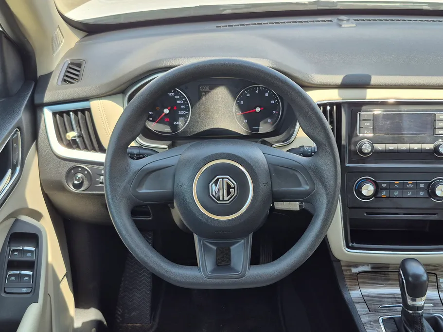 2023 MG RX5 STD 