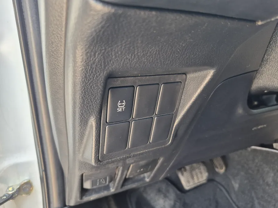 2023 Toyota Innova STD Diesel 