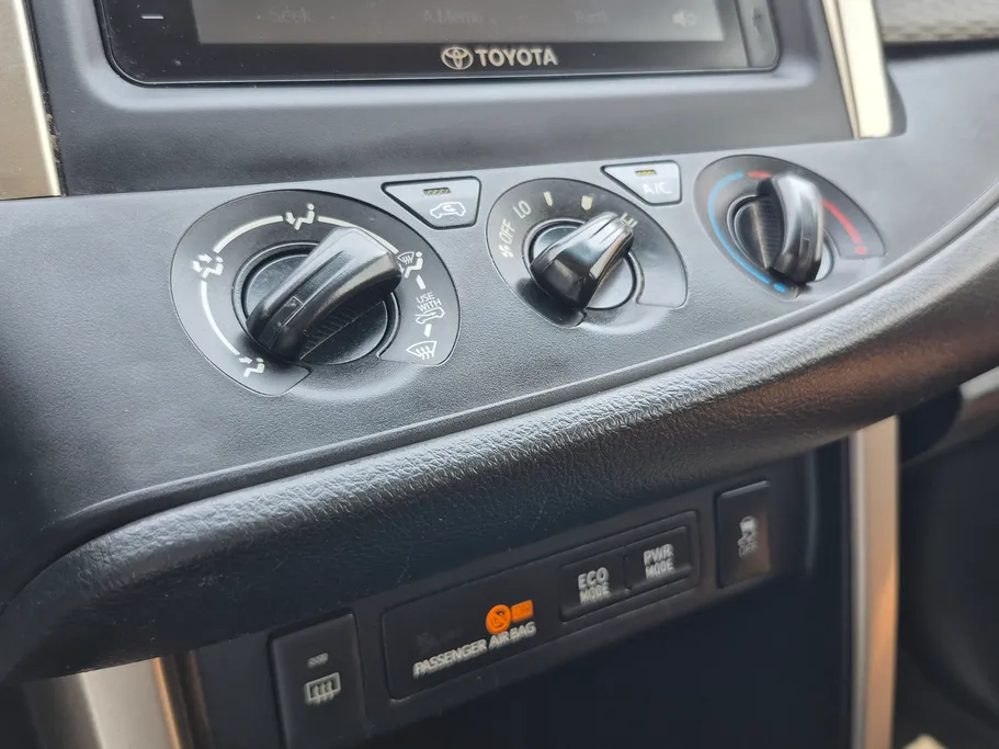 2023 Toyota Innova STD Diesel 