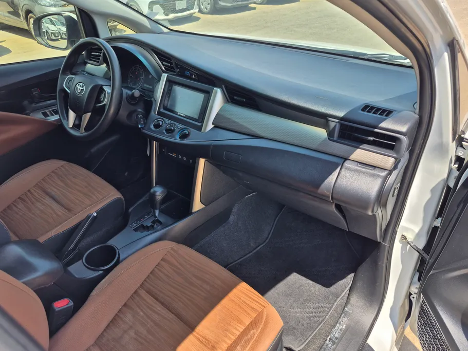 2023 Toyota Innova STD Diesel 