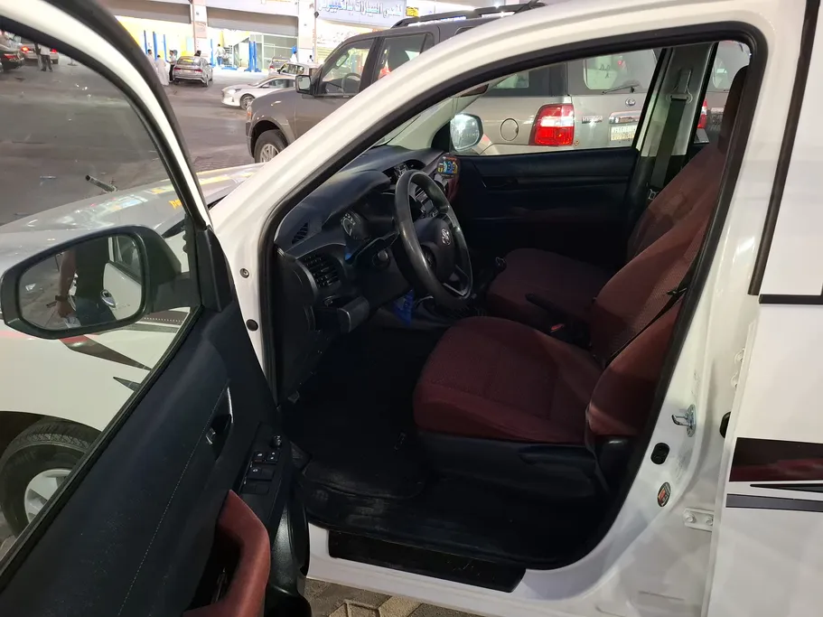 2022 Toyota Hilux GL 
