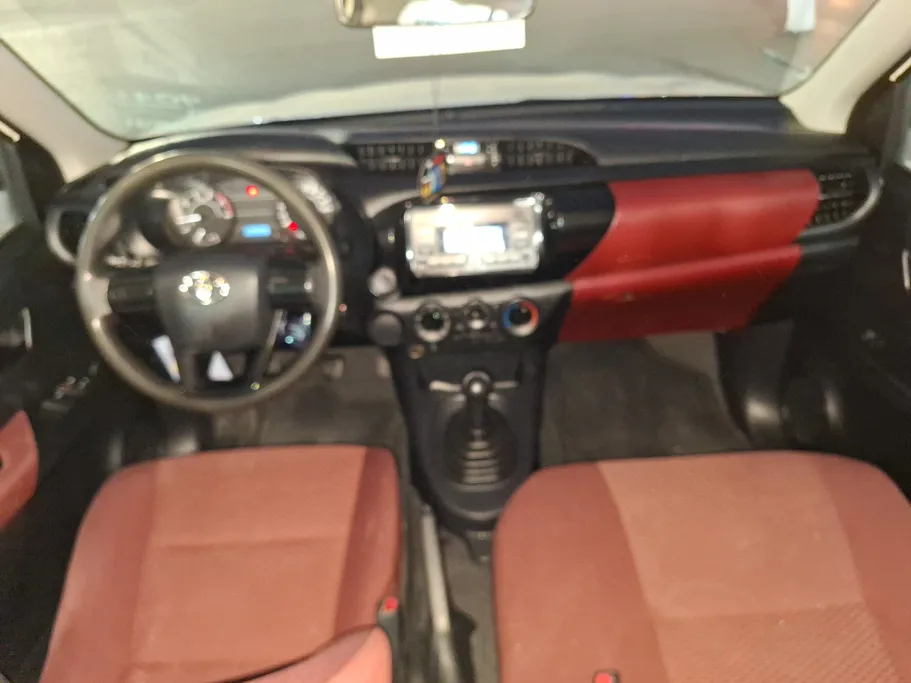2022 Toyota Hilux GL 