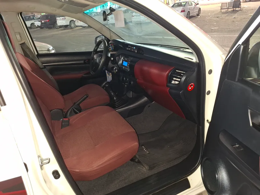2022 Toyota Hilux GL 