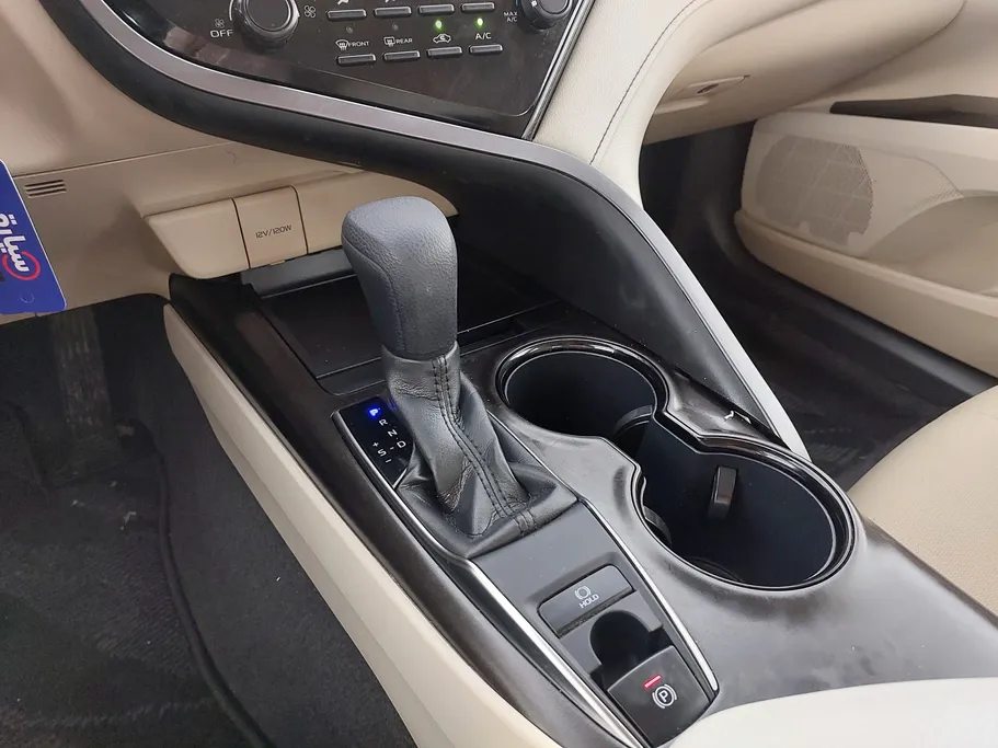 2022 Toyota Camry  LE 