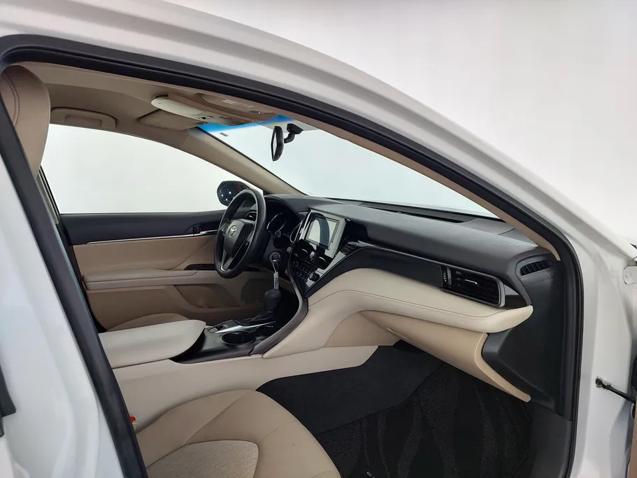 2022 Toyota Camry  LE 