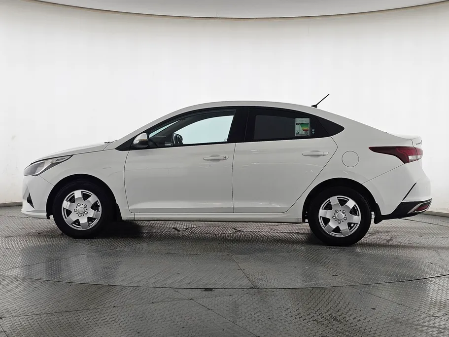 2023 Hyundai Accent Smart 