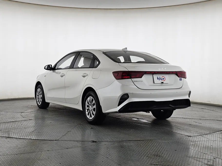 2024 كيا Cerato LX 
