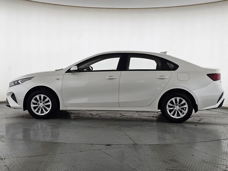 2024 كيا Cerato LX 