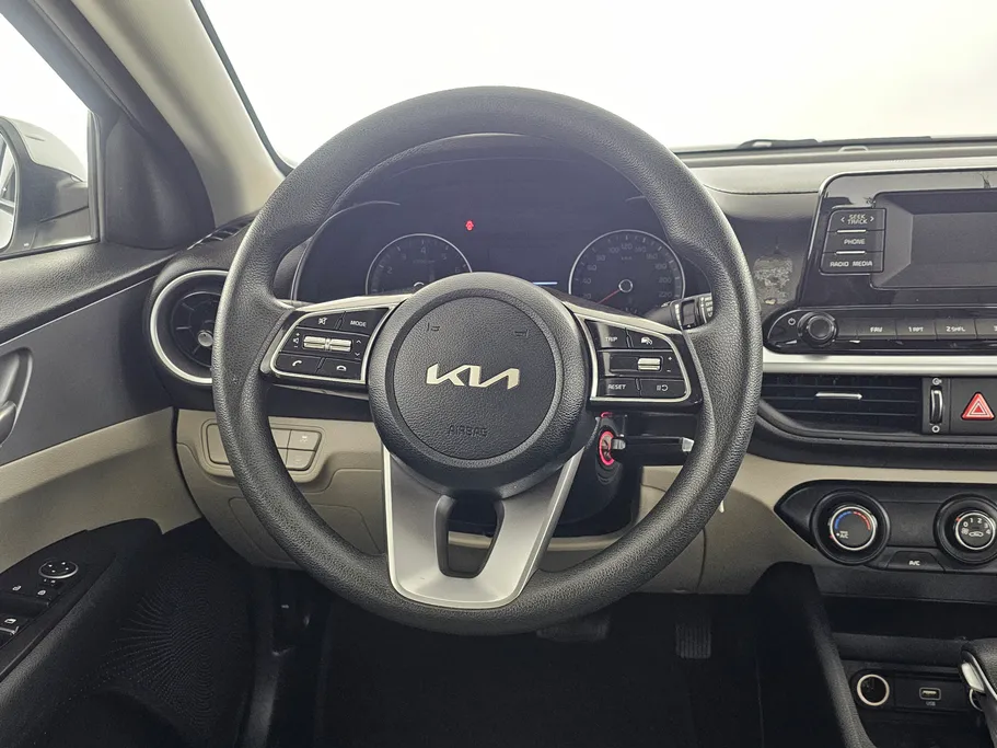 2024 كيا Cerato LX 