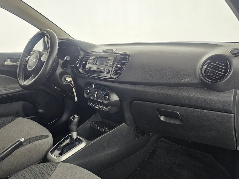 2022 Kia Pegas LX 