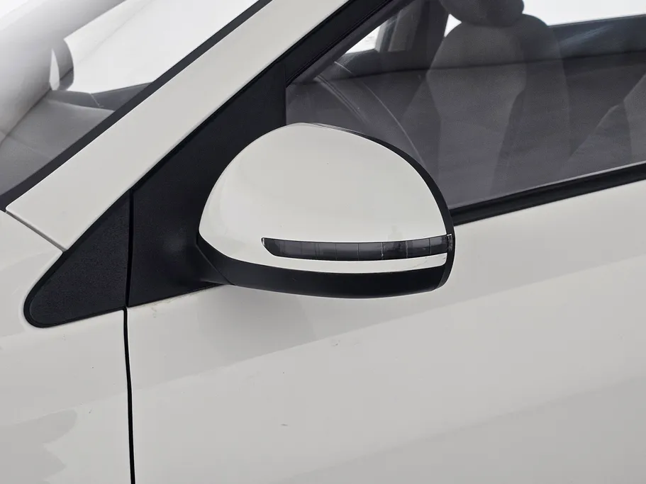 2022 Kia Pegas LX 