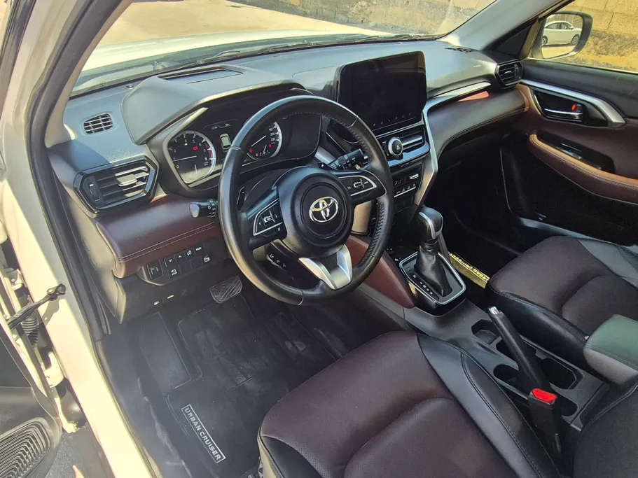 2025 Toyota Urban Cruiser GLX 