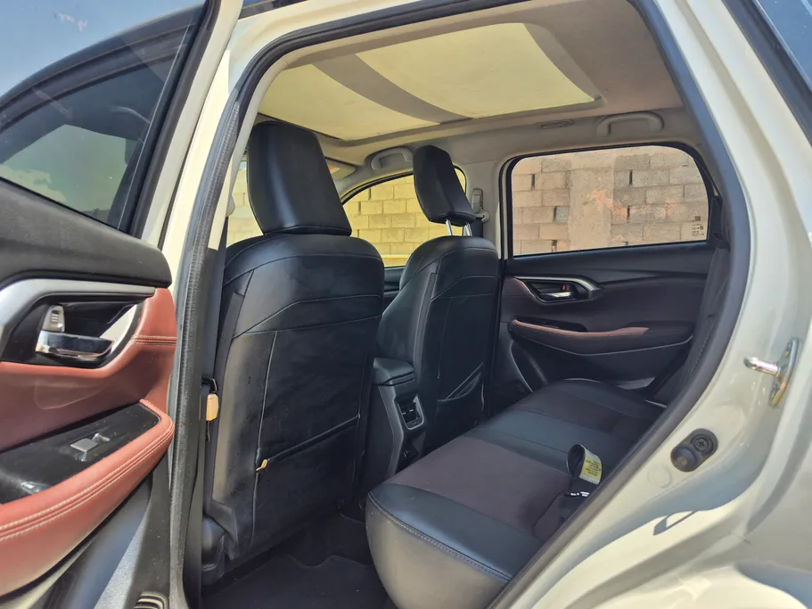 2025 Toyota Urban Cruiser GLX 