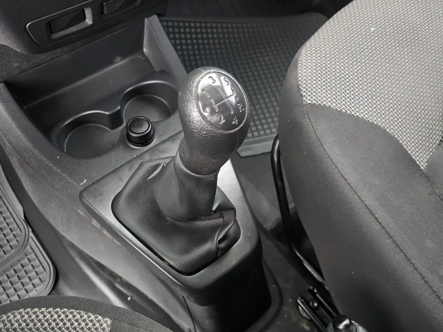 2021 Renault Docker Van بضاعة 