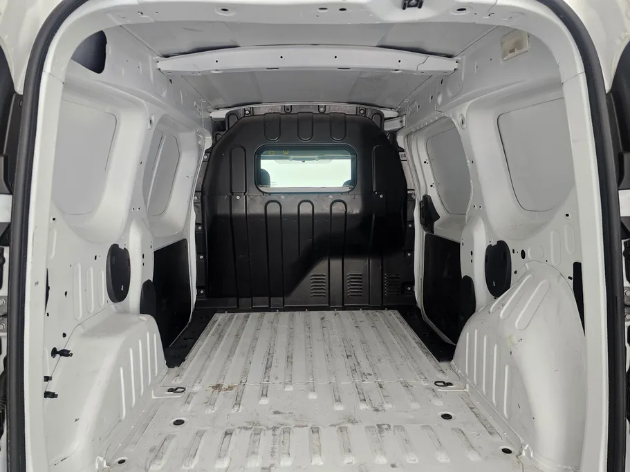 2021 Renault Docker Van بضاعة 