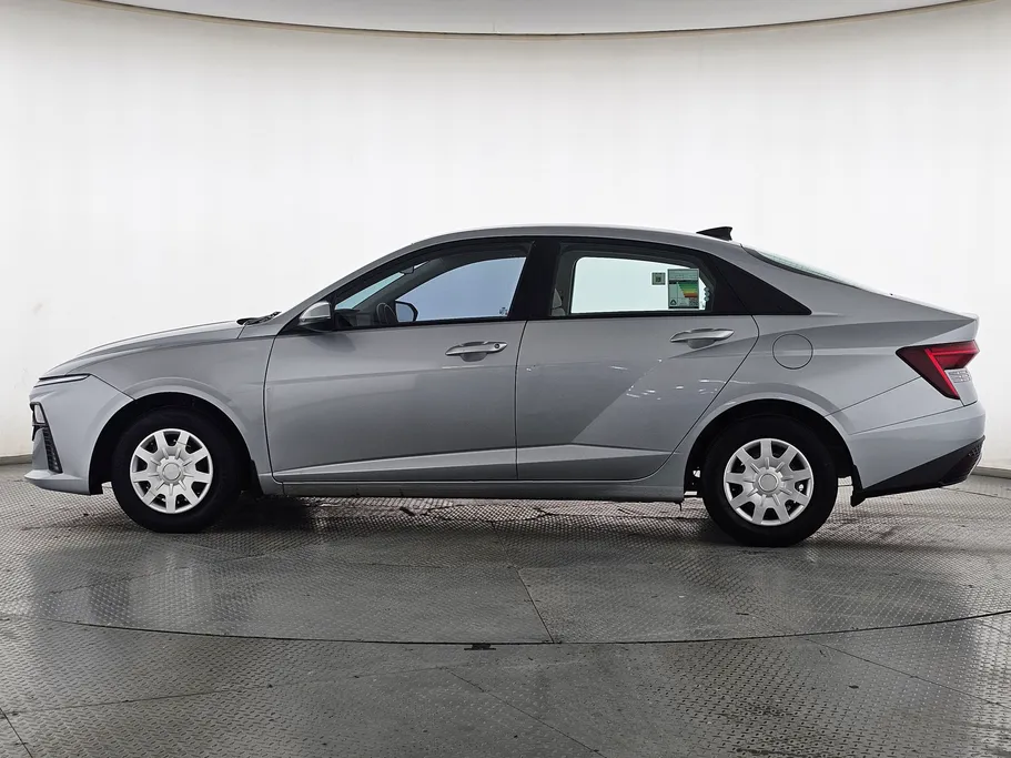 2025 Hyundai Accent Fleet 
